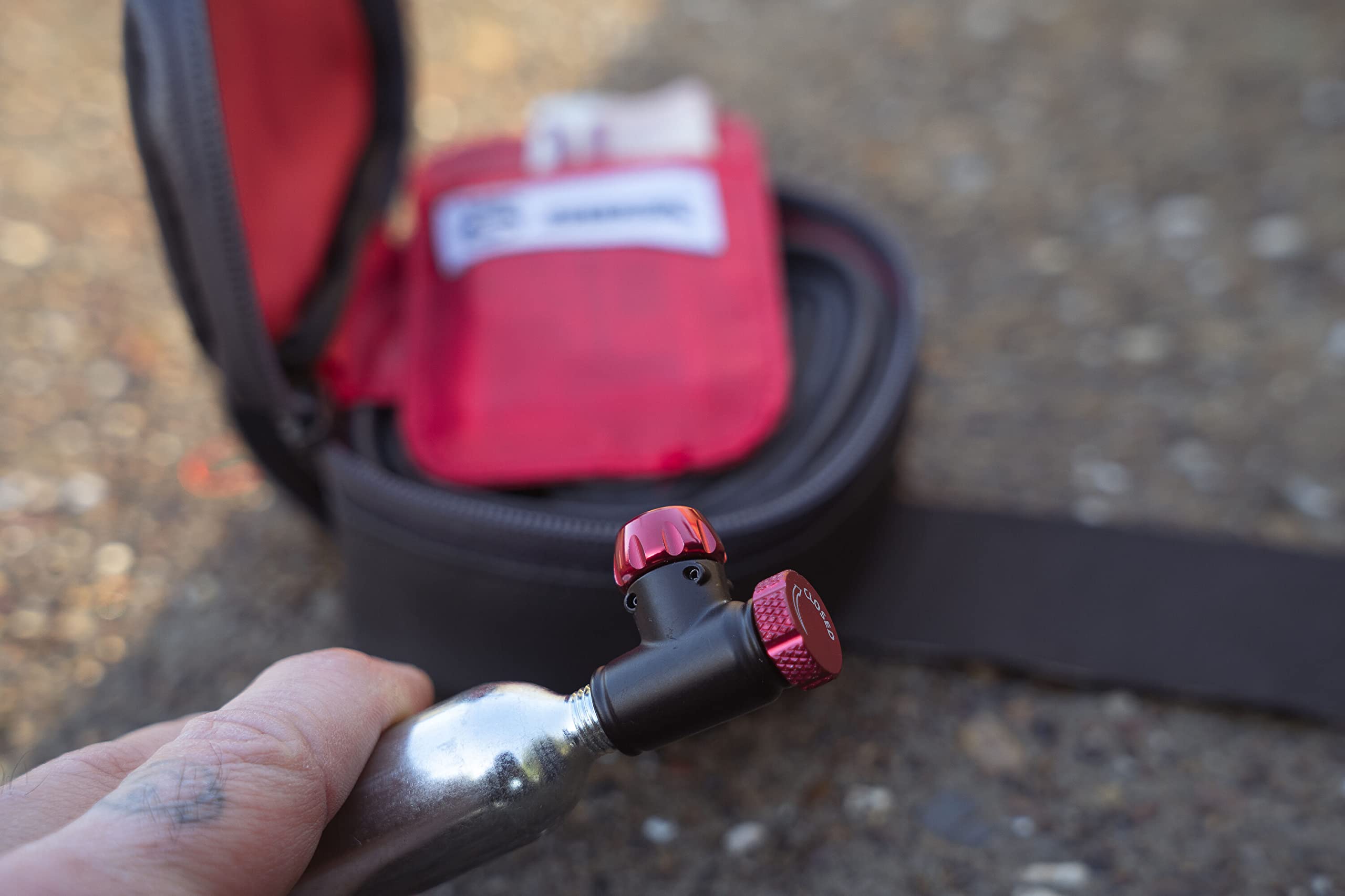 SILCA EOLO IV Co2 Regulator | Compact Design with Turn Screw Control Valve | Presta and Schrader Compatible | Universal Co2 Cartridge Thread - Image 3