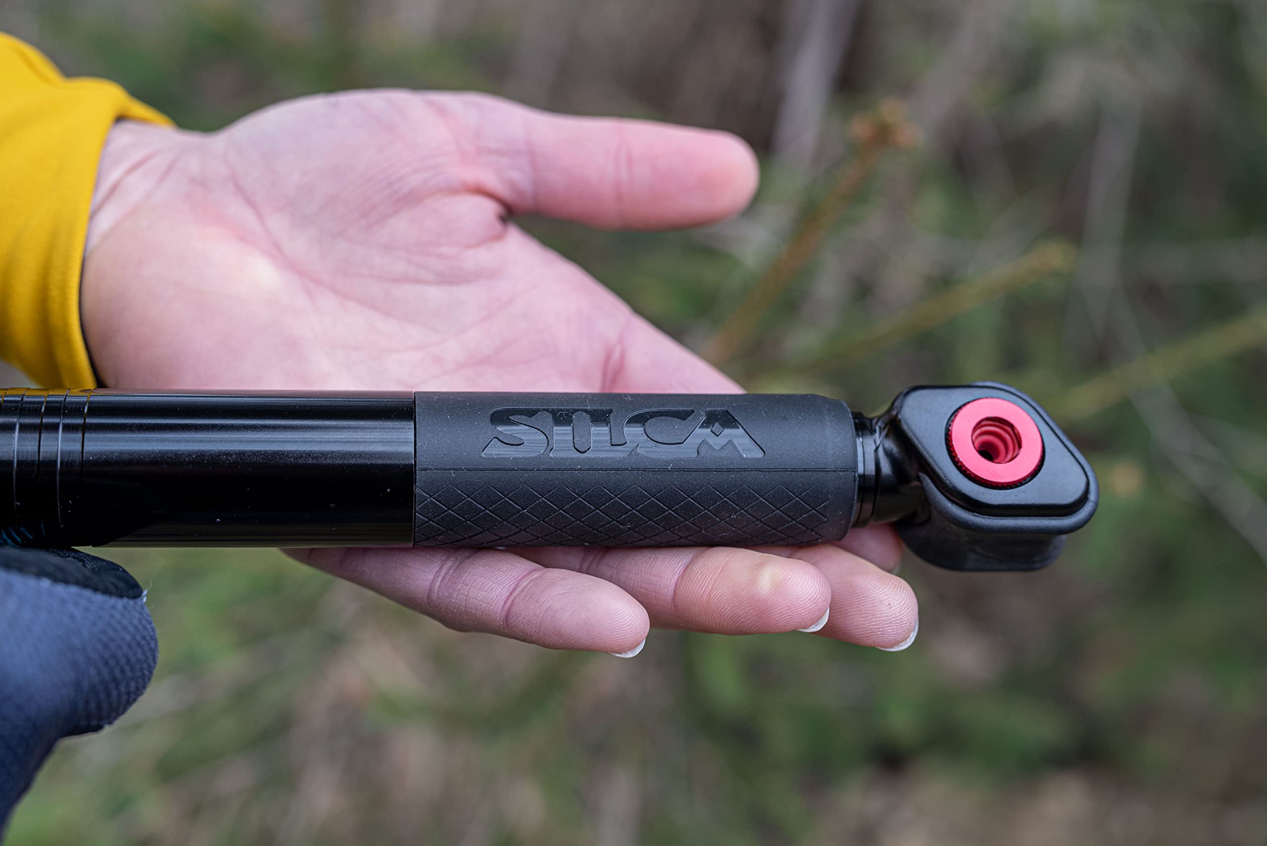 SILCA Pocket Impero Ultimate V.2 | Presta only mini Bike Pump | 100 PSI Pressure Lever-Less Design | mini Pump Bike Designed for a Jersey or Pack Pocket | Alloy Construction, Italian Leather Gasket - Image 6